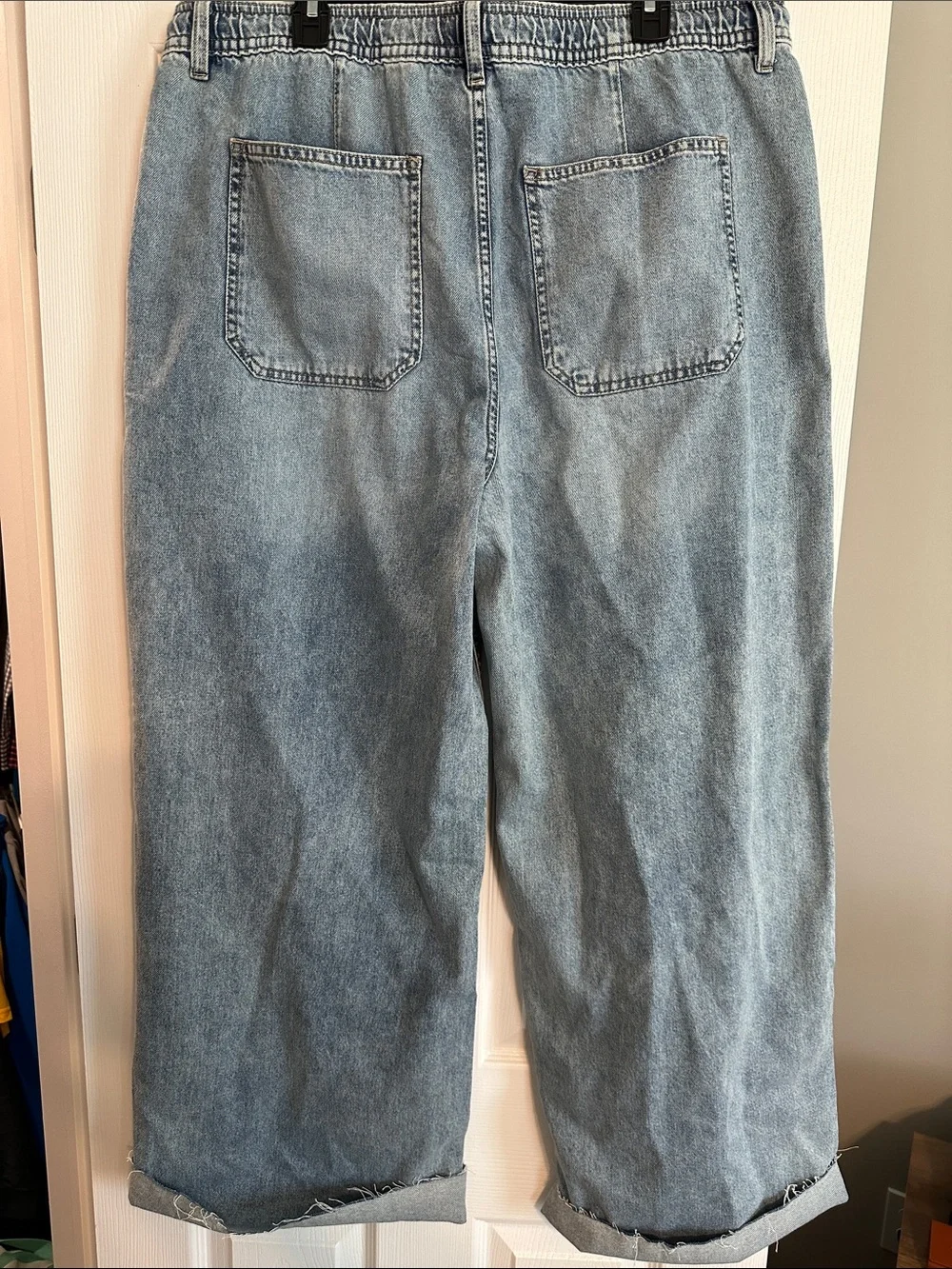 Light Wash Jeans with Drawstring- Lucky Brand NWT - Picture 2 of 3